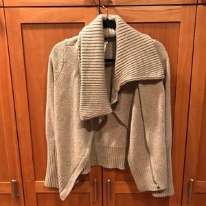 Soft and Cute Cashmere/Wool Sweater